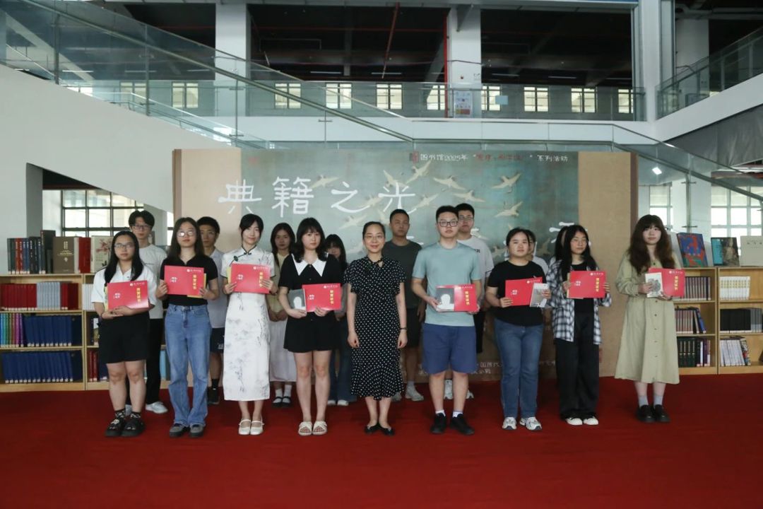 fe7505d65ce8171c7c0a3d2ca5c1b05e.jpg